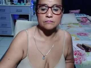 Samy-mature live webcam show