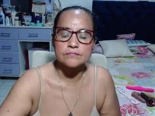 Samy-mature live webcam show
