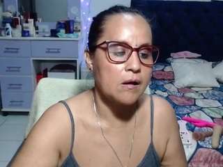 Samy-mature live webcam show