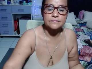 samy-mature