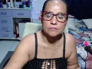 samy-mature