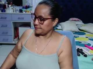 samy-mature