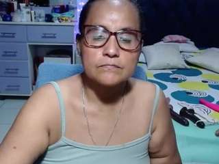 samy-mature