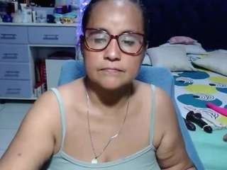 samy-mature
