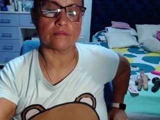 samy-mature