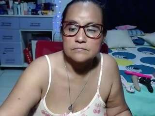 samy-mature