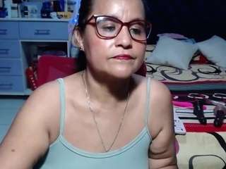 samy-mature