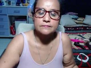 samy-mature
