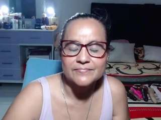samy-mature