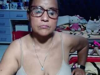 samy-mature