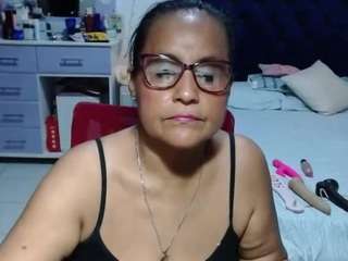 samy-mature