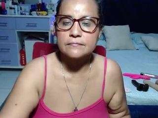 samy-mature