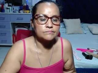samy-mature