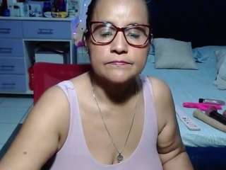 samy-mature