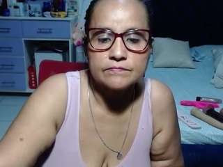 samy-mature