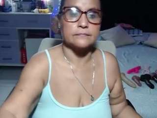 samy-mature