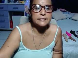 samy-mature