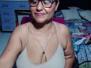 samy-mature