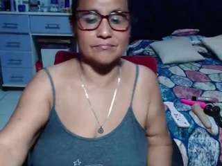 samy-mature