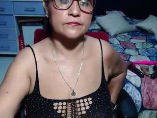 samy-mature