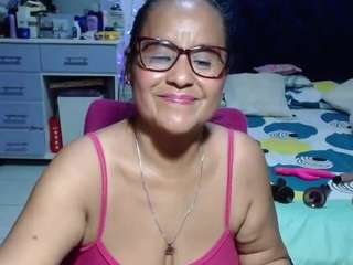 samy-mature