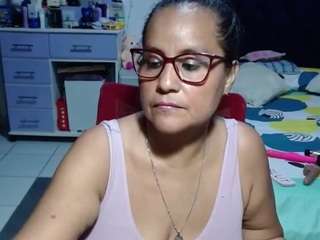 samy-mature