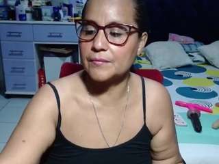 samy-mature