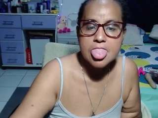 samy-mature