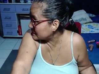samy-mature