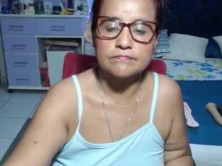 samy-mature