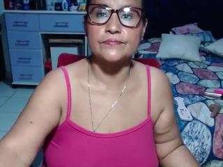 samy-mature