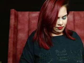 jolie-colette webcam model