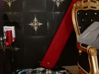 Live cam show with Jolie-colette