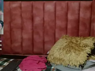 Jolie-colette's Live Sex Cam Show
