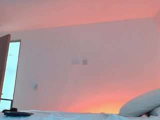 Live webcam model melonsboobss on Soda Cams