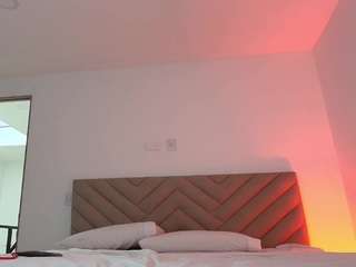 Live webcam model melonsboobss on Soda Cams