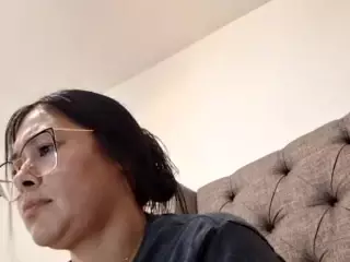 Mamas's Live Sex Cam Show