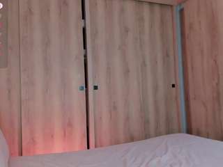 lauracriistina Live Webcam on CamSoda