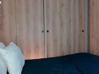 lauracriistina Live Webcam on CamSoda
