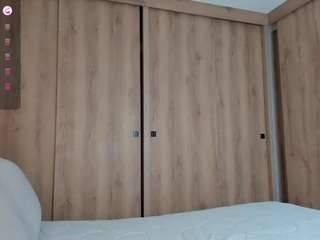 lauracriistina webcam model