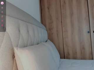 lauracriistina from CamSoda is Freechat
