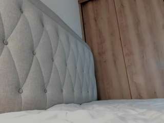 lauracriistina from CamSoda is Freechat