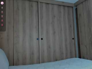  lauracriistina chat room