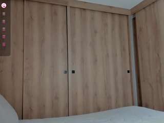  lauracriistina chat room