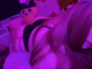 emmamaybyte's Live Sex Cam Show