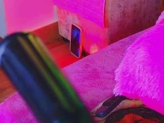 willowjohnson live cam profile