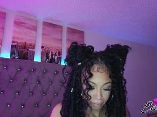 Live webcam model evajonez on Soda Cams