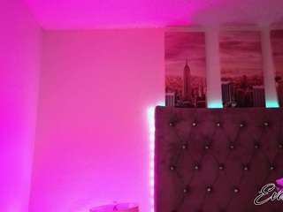 evajonez Live Webcam on CamSoda