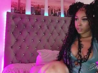 Live webcam model evajonez on Soda Cams