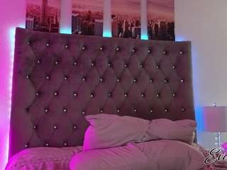 Live webcam model evajonez on Soda Cams